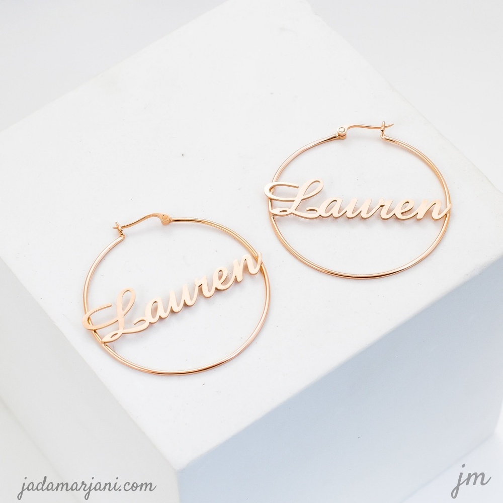 CUSTOM HOOPS